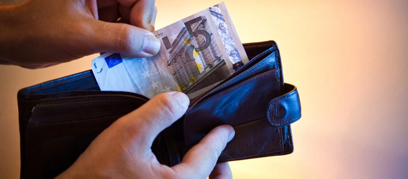 Αναλυτικά πότε θα καταβληθούν τα επιδόματα του ΟΠΕΚΑ